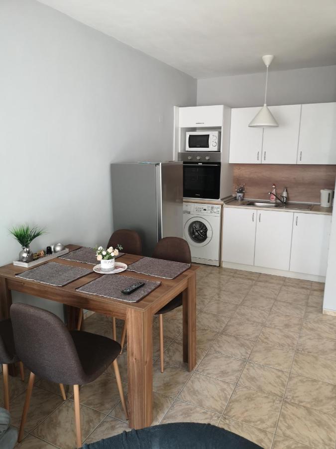 Apartment Happy Home Варна Екстер'єр фото