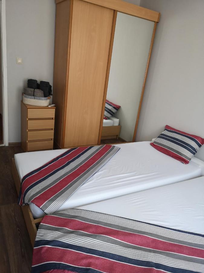 Apartment Happy Home Варна Екстер'єр фото